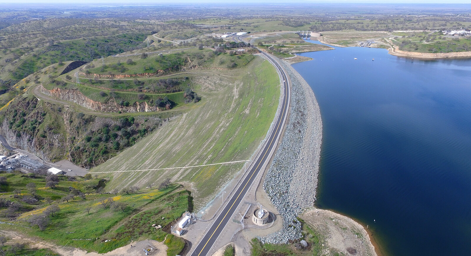 Aerial view of the road along the top of Don Pedro dam